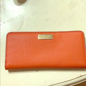 Henri Bendel Wallet